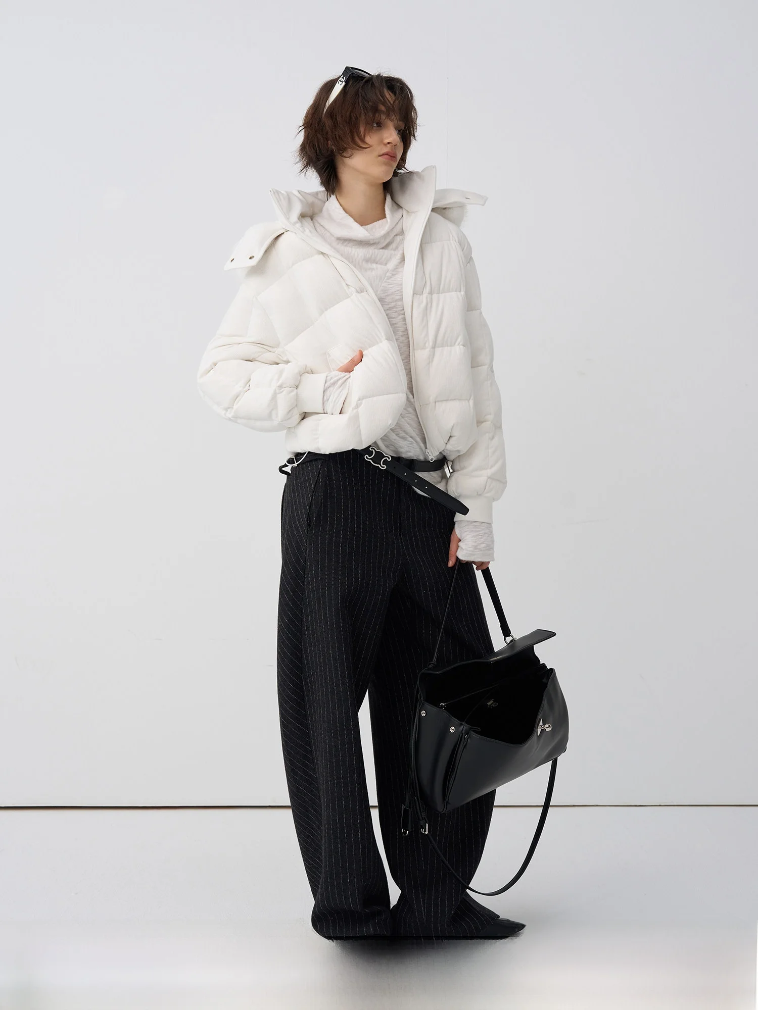 

Cloud Velvet Puffa Quilted down Jaet with Hat ort Thi Autumn Winter Women's Faion mat Sle Knitted Billconch