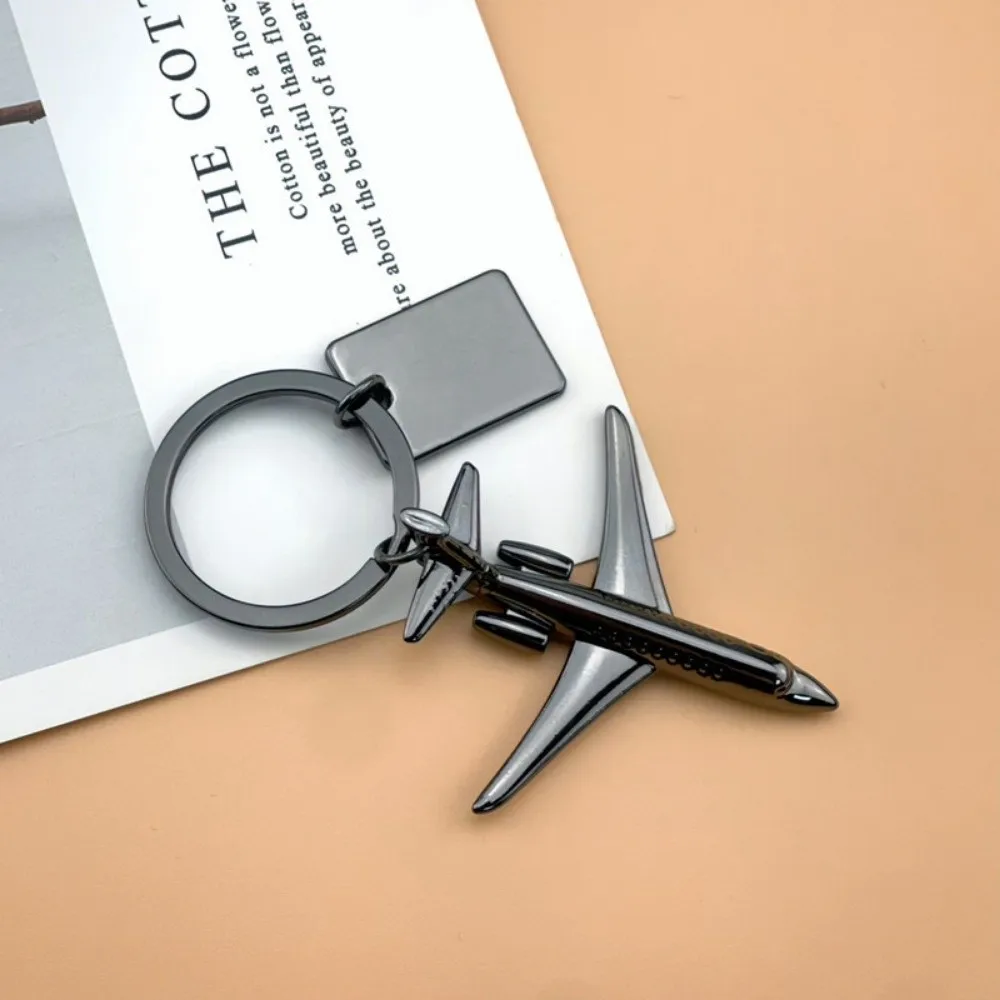 Creative Metal Aircraft Keychain Black Key Holder Simulation Airplane Keychain 3D Model Metal Key Rings Hanging Decoration
