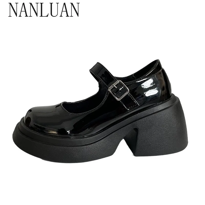 

2024 Boutique Black Ankle Buckle Pumps Japanese Style Patent Leather Mary Jane Shoes Woman Punk Thick Heels Lolita Shoes Mujer