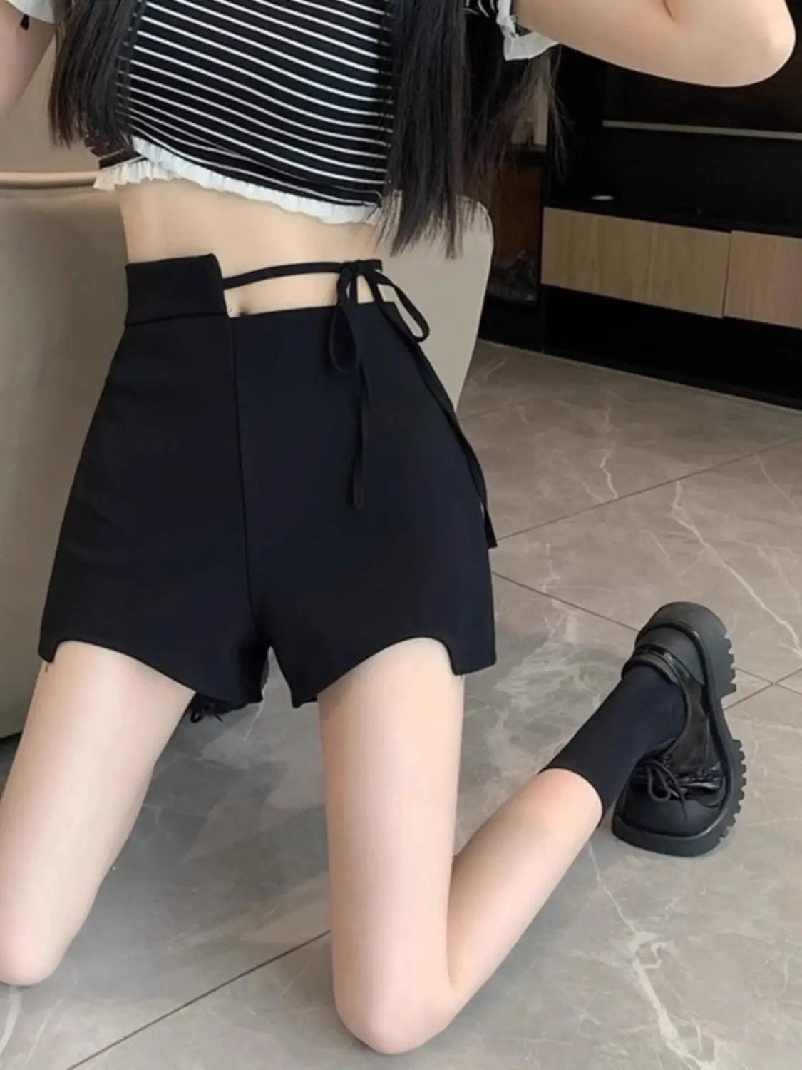 Summer 2024 New Women's  Black Shorts Design High Waistband Hot Pants Irregular A-line Shorts Y2k Booty Shorts