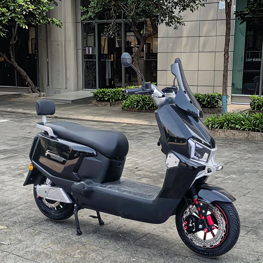 Factory Direct Sales 2000w 72v Electric Motorcycle 70Km/h Sport Bikes Electric Motorcycle Adult Electric Motorcycle