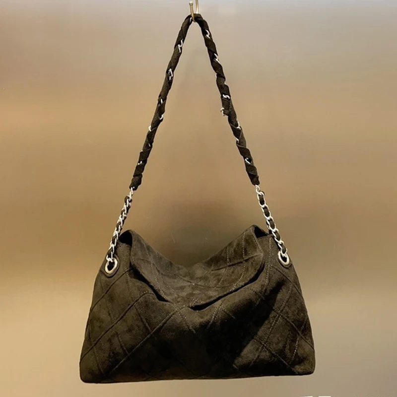 

Faux Suede Pillow Bag For Women Luxury Designer Handbag And Purses 2023 New In Vintage Diamond Lattice Chain Shoulder Crossbody