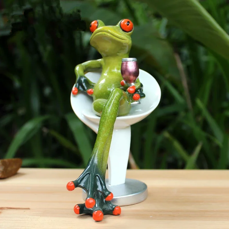 MGT-Jojo Spoof Frog Statue, Resin Sculpture, Modern Home Decoration Accessories, Ornaments, Home Decor