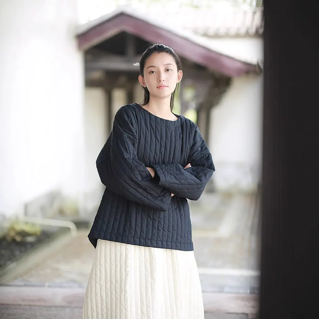 

Women's High-Density Cotton Quilted Pullover Jacket Literary Retro Style Loose Fit Handmade Cotton Outerwear