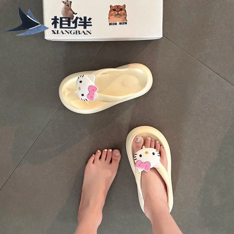 Girly Heart Kawaii Sanrio Ins แฟชั่น Hello Kitty อะนิเมะ Pvc รองเท้าน่ารักการ์ตูนรองเท้าแตะน่ารักจี้ของขวัญของเล่นสําหรับเด็ก