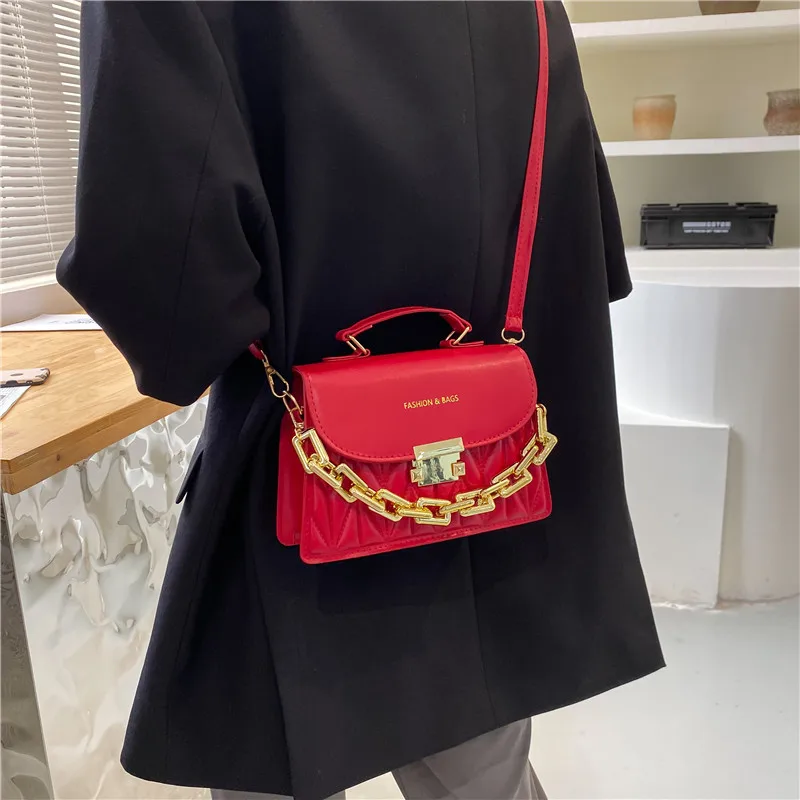 Women Textured Bag 2023 New Korean Girl Fashion Messenger Bag Chain Shoulder Small Square Bag Luxury Brand Handbags Tote Bag