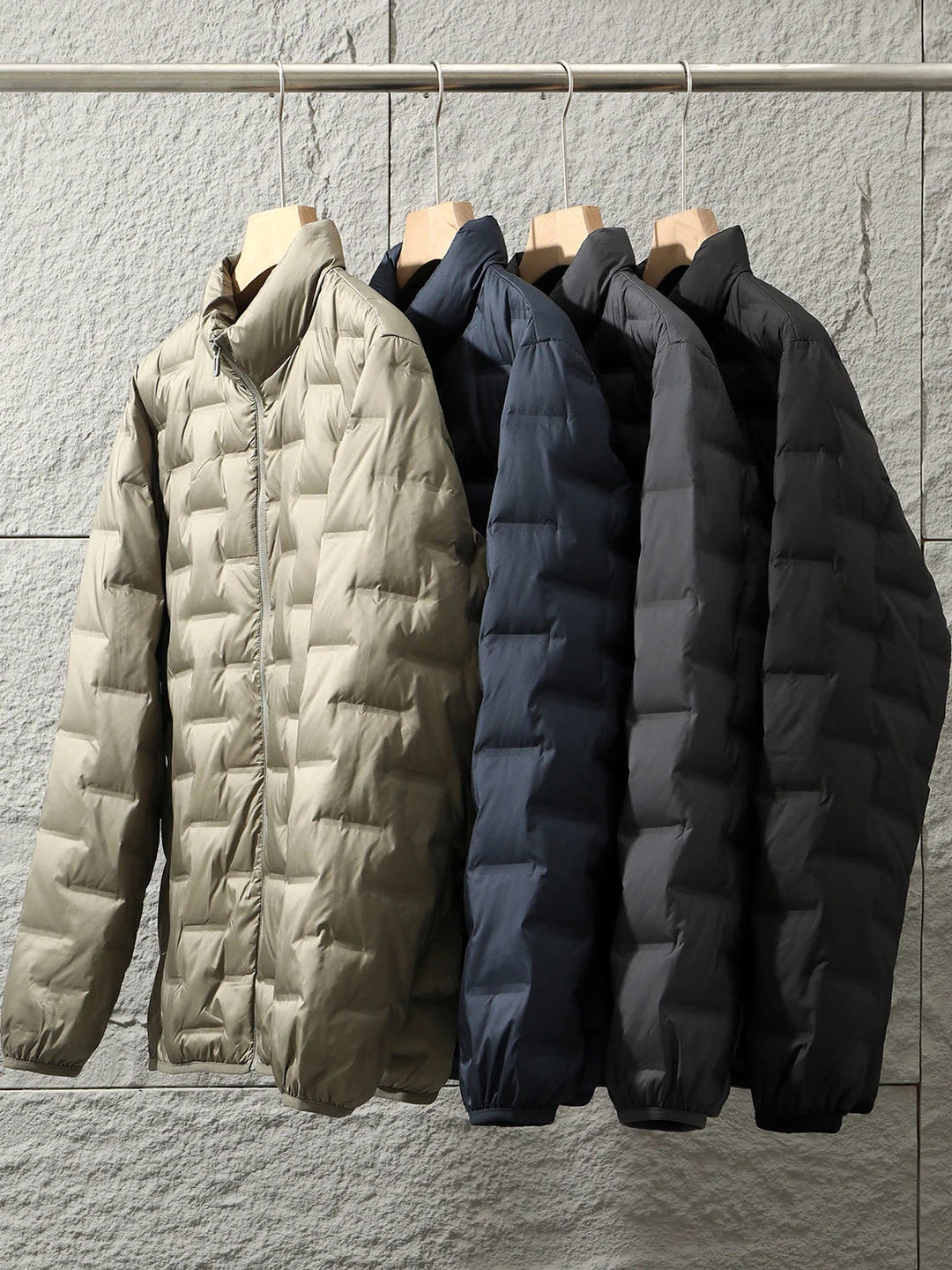 

Men's down Jacket Lightweight Stand Collar Casual Loose Pure Color Thermal Outerwear Polyester Fabric Zipper Decoration