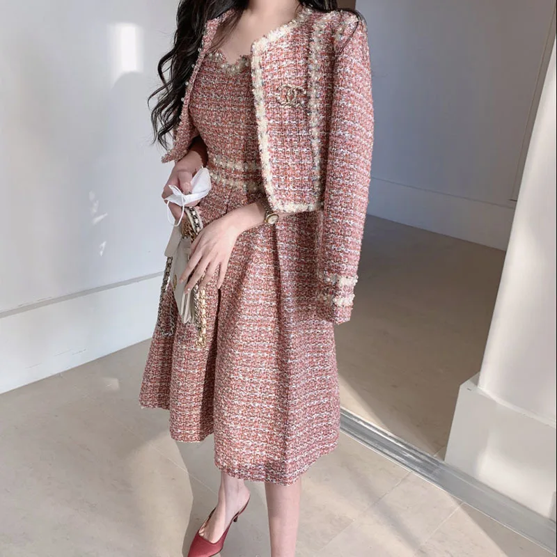 New 2024 Autumn High Quality Women 2 Piece Set Tweed Short Jacket Coat+Beading Vest Dress Elegant Fashion Party Dresses 2 Sets