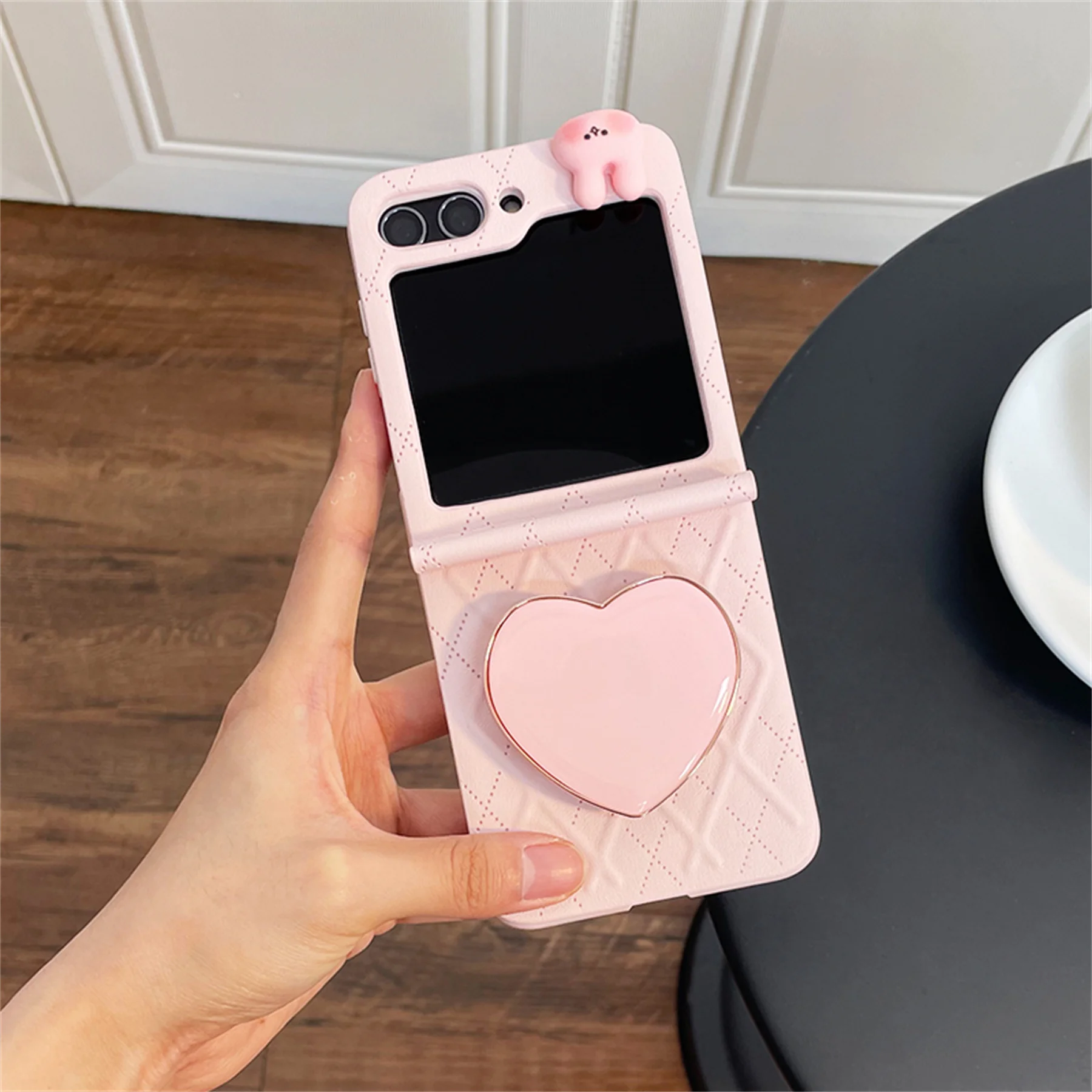 Cute Korean 3D Love Heart Bracket Cartoon Rabbit Rhombus Lattice Case for Galaxy Z Flip 3 4 5G Z Flip5 Flip4 Zflip5 Flip6  Cover