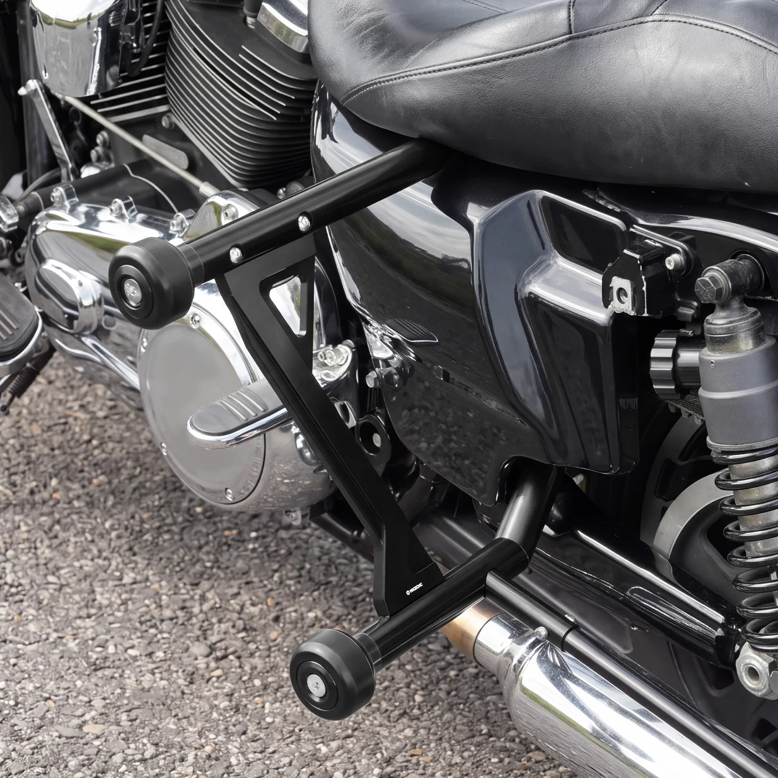 NICECNC Satteltaschen-Sturzbügel-Schutz für Harley Touring 2009-2025 Street Glide Road Glide Road King Electra Glide FLHX FLTRX FLHR – Detail 3