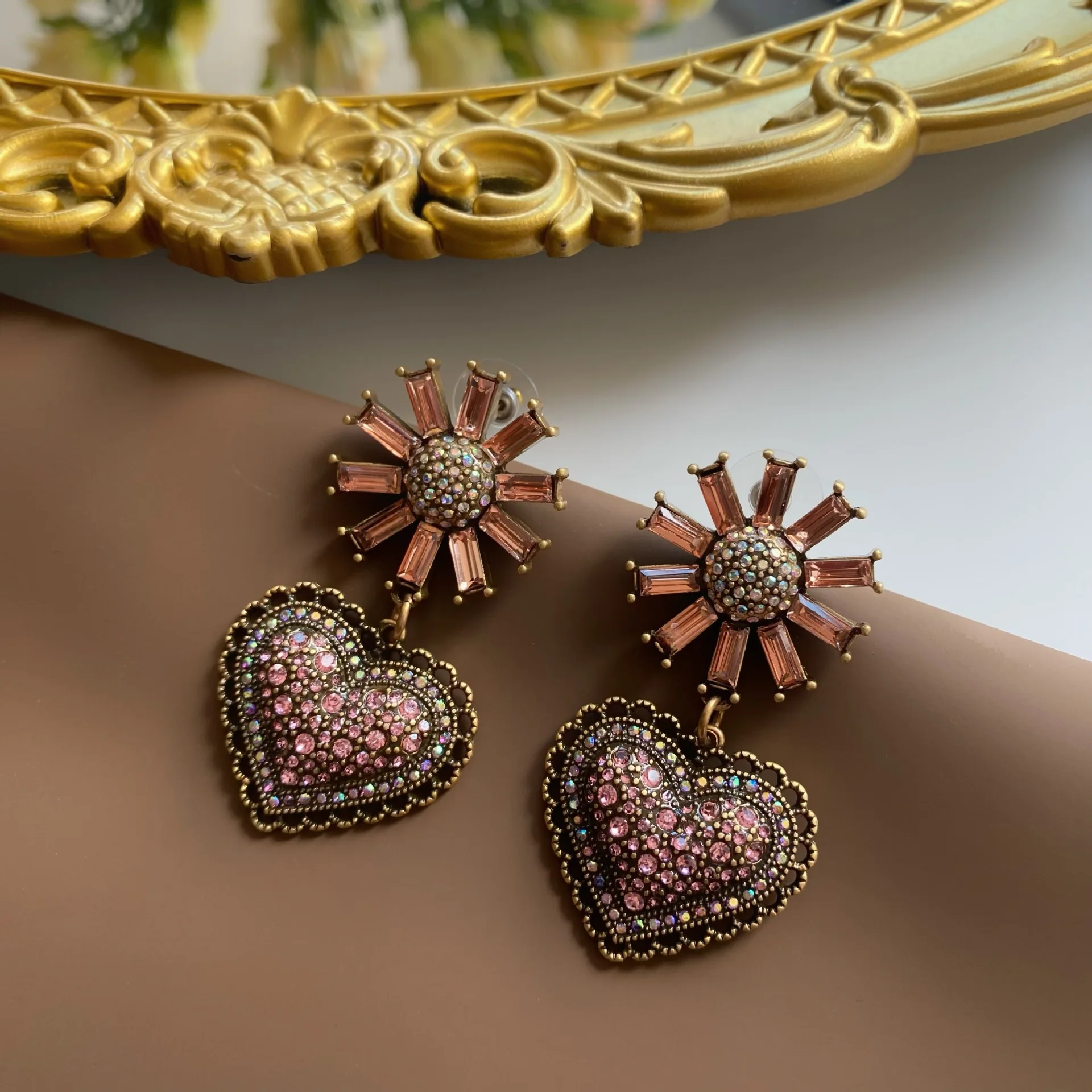 

European and American retro love sunflower pendant earrings