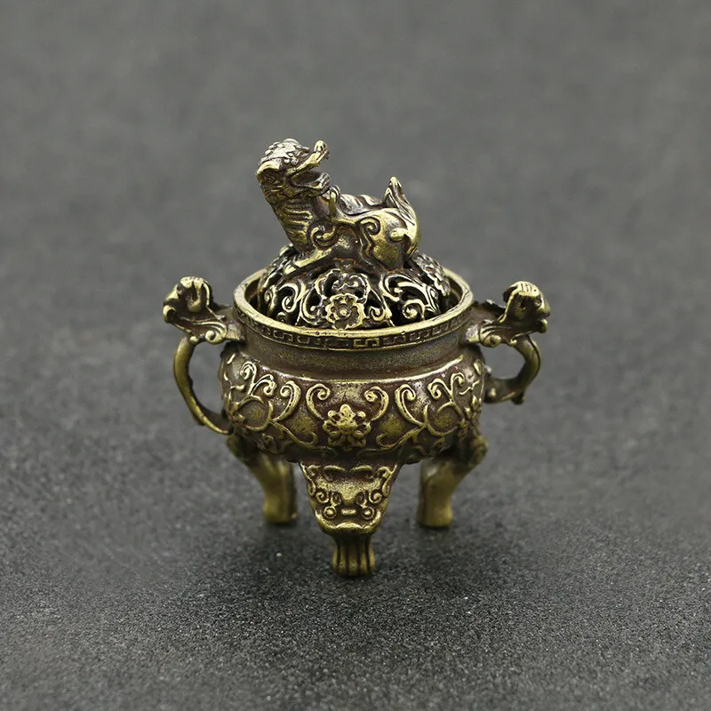 Vintage Brass Tripod Incense Burner with Kylin Lid Carved Ornament for Tea Table Home Office Feng Shui Decor Gift