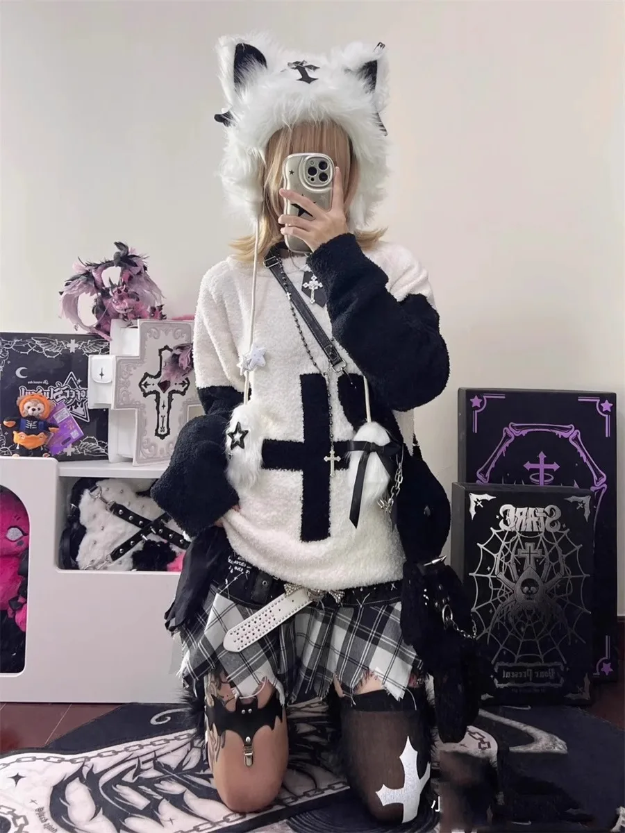 

Women's Sweaters Harajuku Punk Subculture Autumn 2024 Winter Black White Cross Sweater Loose Casual Warm Black Pullovers Tops