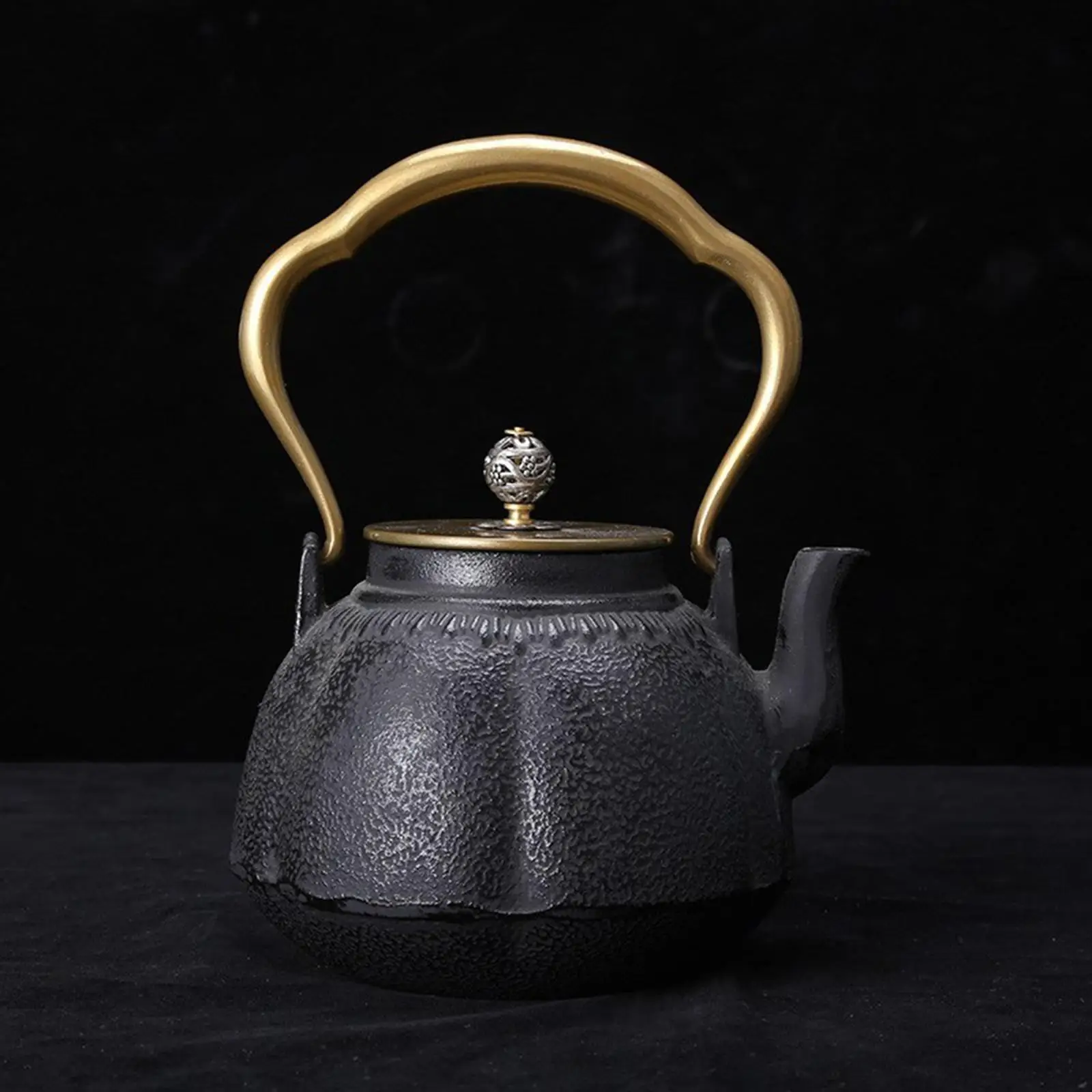 

Cast Iron Tea Kettle Cast Iron Kettle Tea Dispenser Iron Kettle Cast Iron Teapot for Gas Induction Cooker Living Room Office