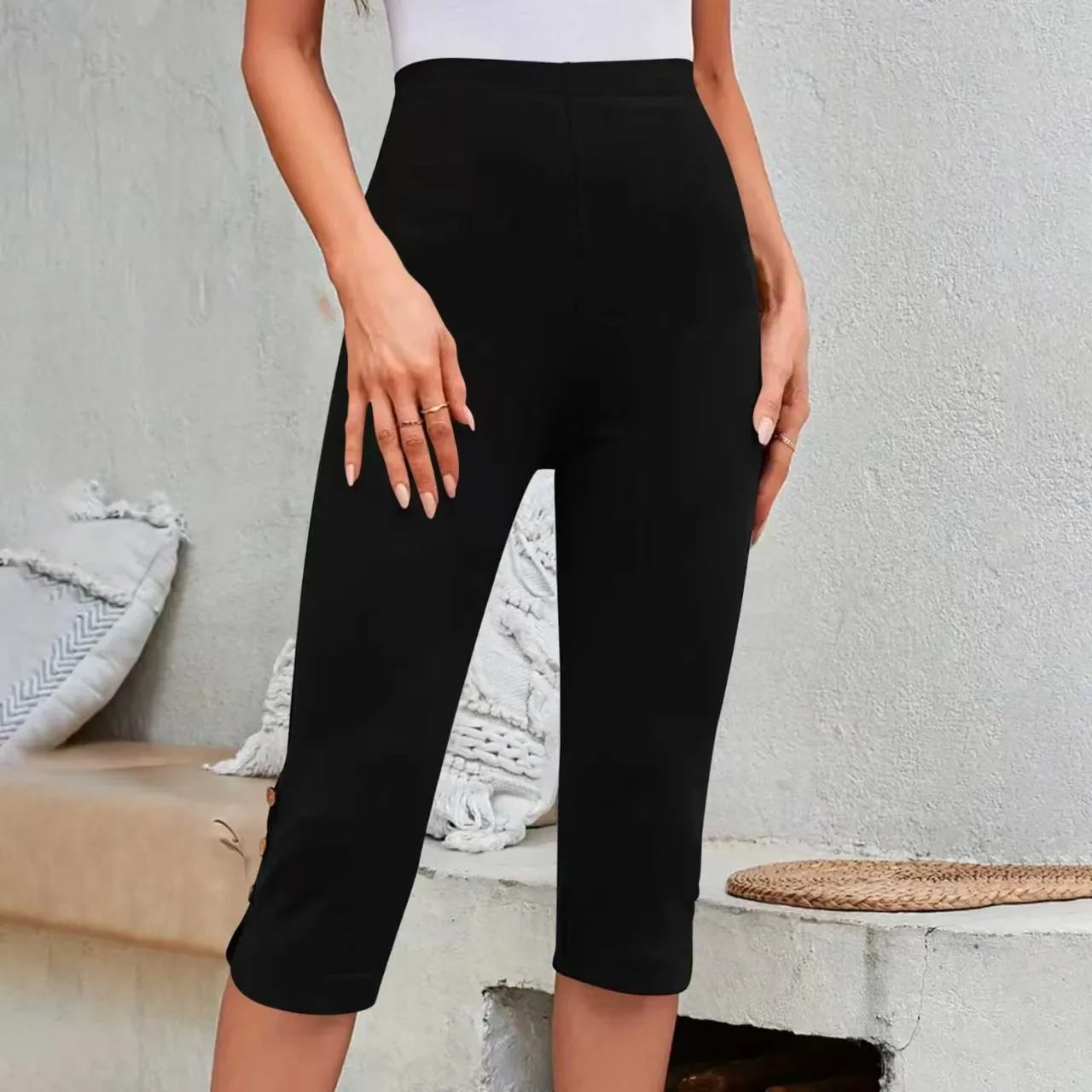 High-Waisted Elastic Seven-Foot Pants Women's Mid-Calf Trousers Base Layer Clothing with Button Detail