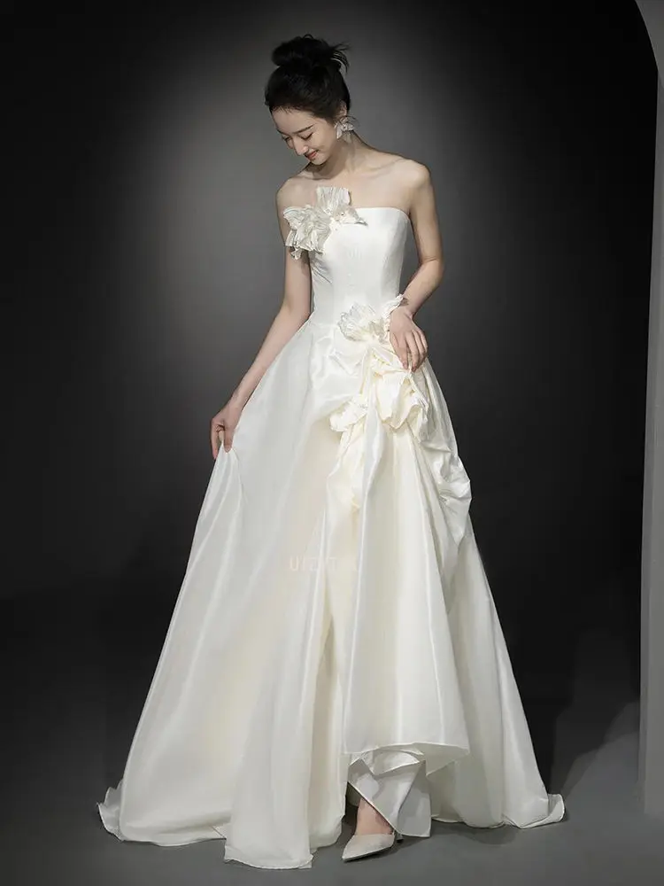 White Light Wedding Dresses Classic Women Satin Strapless Applique Photos Shoot Dress Luxury Long Wedding Party Bridal Dress