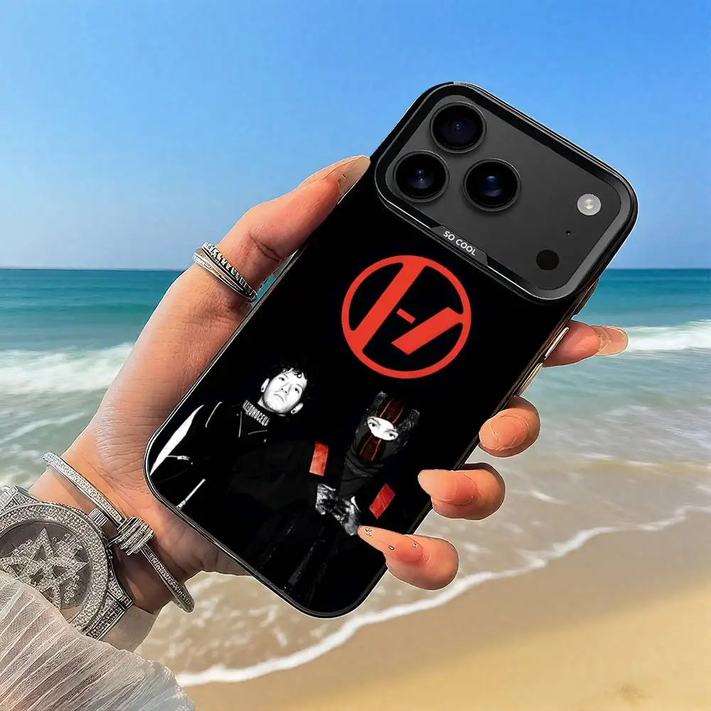 Casing Ponsel B-Band T-Twenty One Warna Hitam untuk iPhone17,16,15,14,13,12,Pro,Max,Plus,E,SE4,Air,Mini