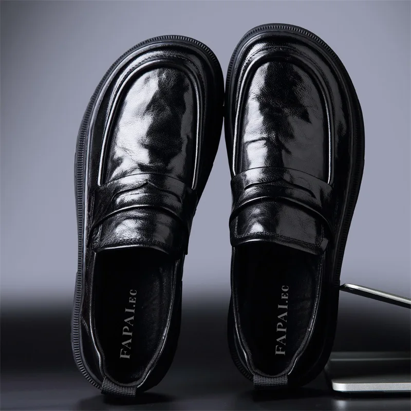 Men's Patent Leather Loafers, British Style Slip-On Dress Shoes, Genuine Leather Business Casual Footwear with Premium Finish