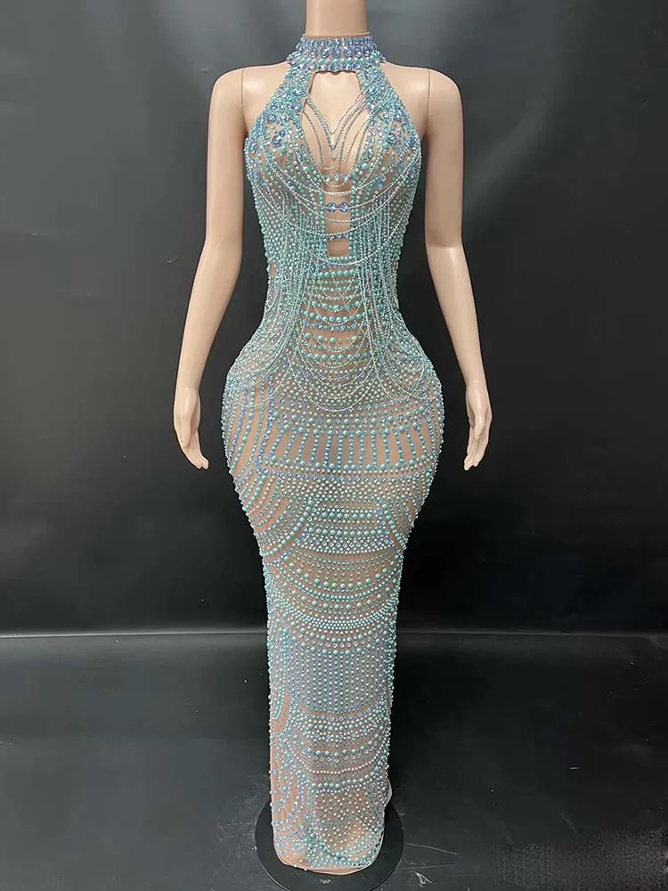 ชุดเดรสยางยืดแบบโปร่งลายลูกปัดคุณภาพสูง ดีไซน์เซ็กซี่แบบคล้องคอ ประดับพู่ห้อย แฟชั่นใหม่ปี 2025 เสื้อผ้าผู้หญิงสั่งตัดได้
