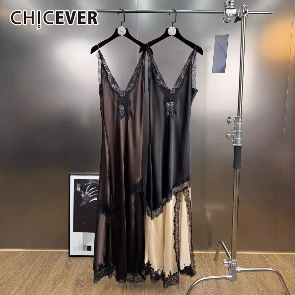 CHICEVER Colorblock Spliced Lace Camisole Dress for Women V Neck Sleeveless High Waist Patchwork Hollow Sexy Long Dresses Female