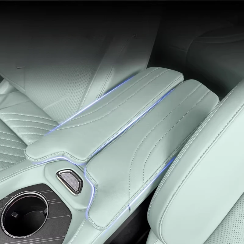 

Для ZEEKR 001 (2021-2026) – специальная накладка на подлокотник, центральный органайзер, увеличивающий высоту, для хранения, декор интерьера, автомобильные аксессуары