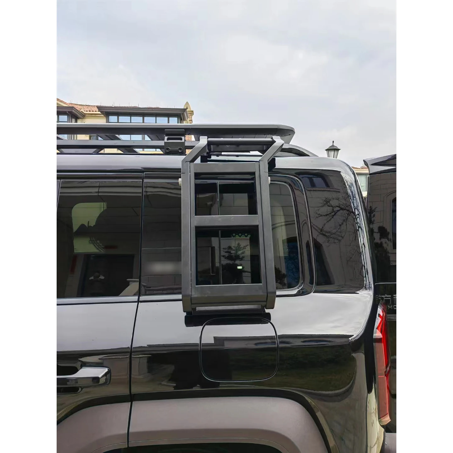 FOLDING LADDER For BYD Leopard5 New Design 4x4 Off Road Aluminum Foldable Roof Side Ladder