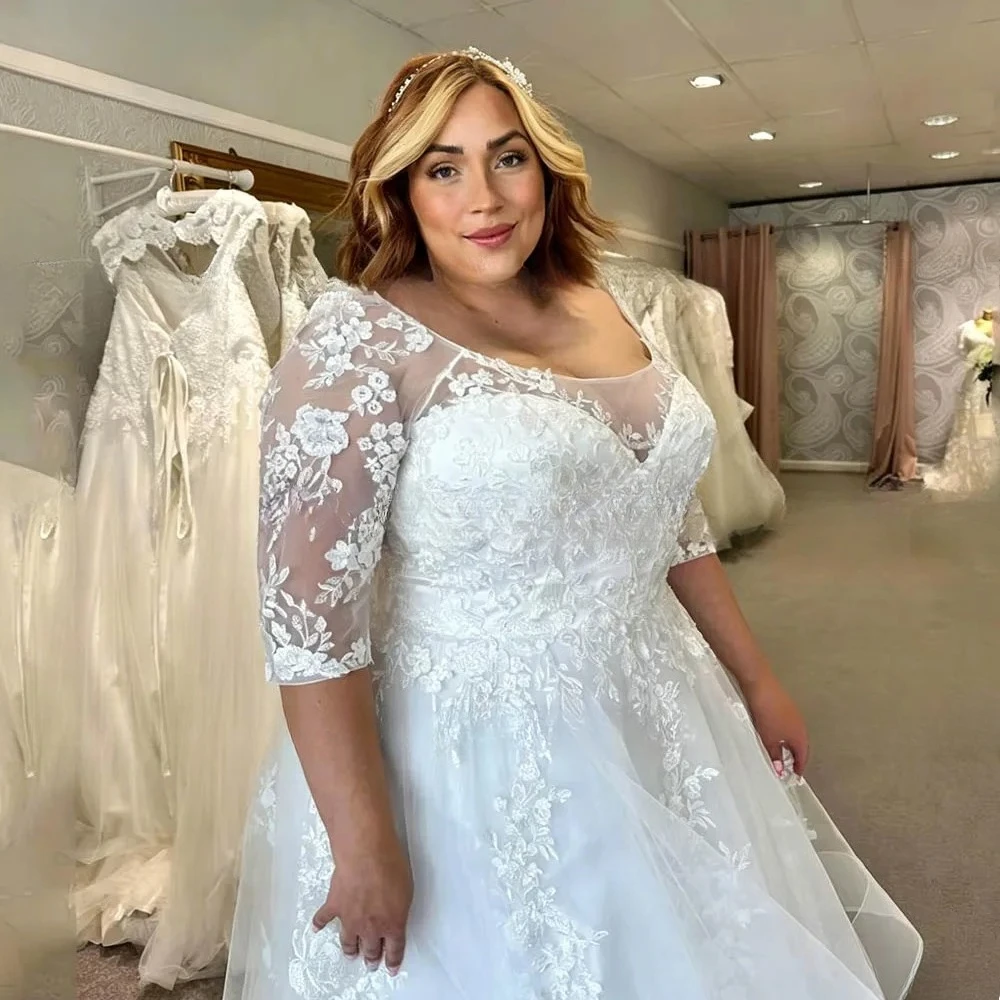 Plus Size Wedding Dresses For Bride O-neck A-Line Bridal Gowns Short Sleeves Lace Applique Tiered Tulle Brides dress Customized