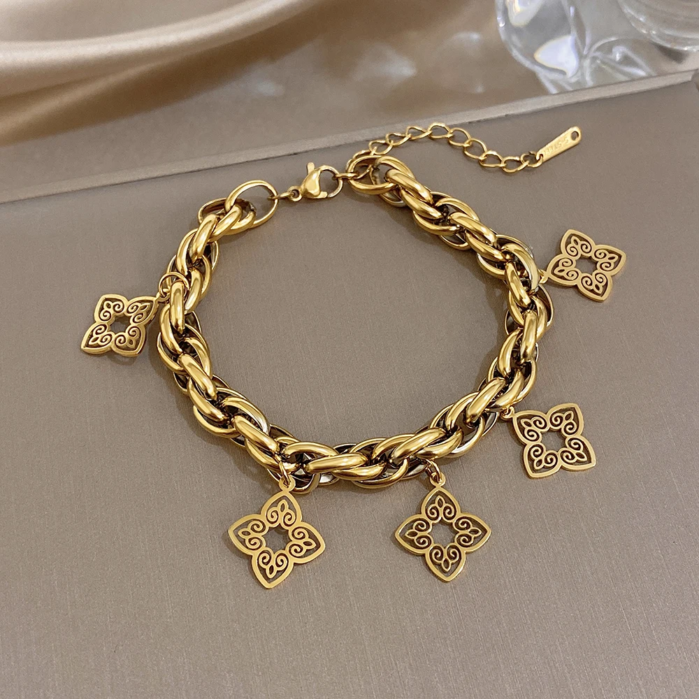 

Vintage Flower Pendant Stainless Steel Bracelet for Women Entangle Waterproof Adjustable Bracelet Exquisite Jewelry Gift New