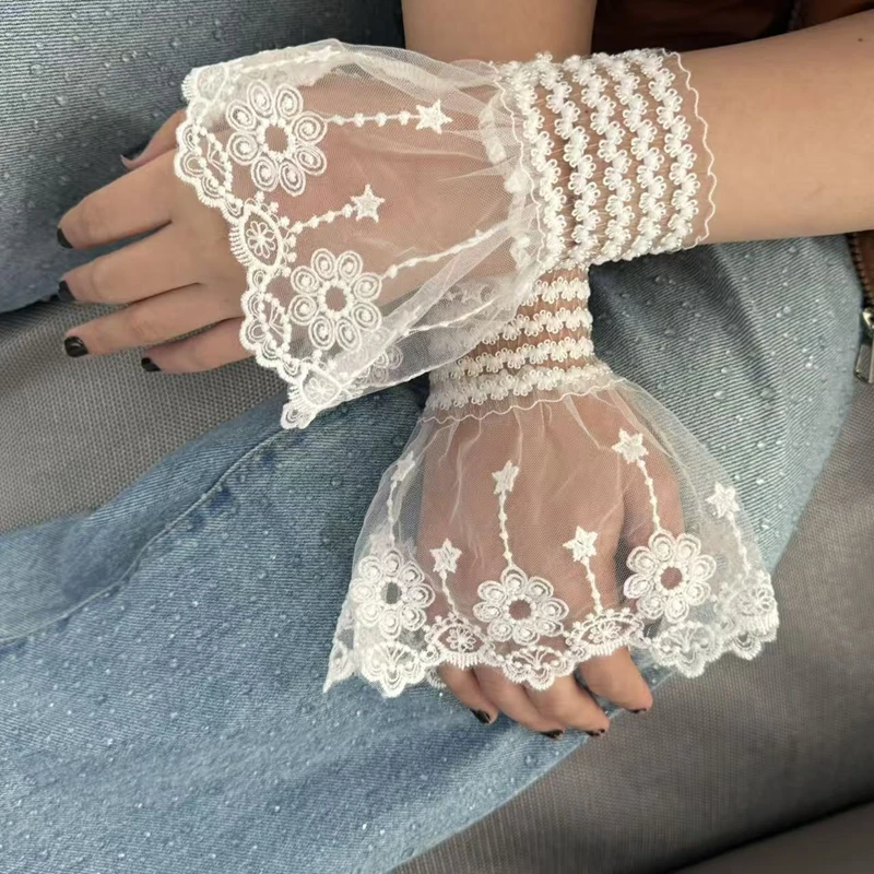 

Flower Embroidery Lace Mesh Hand Sleeves Sweater Wrist Decoration Cuffs Hollow Out Wristbands Party Cosplay Costume Accessories