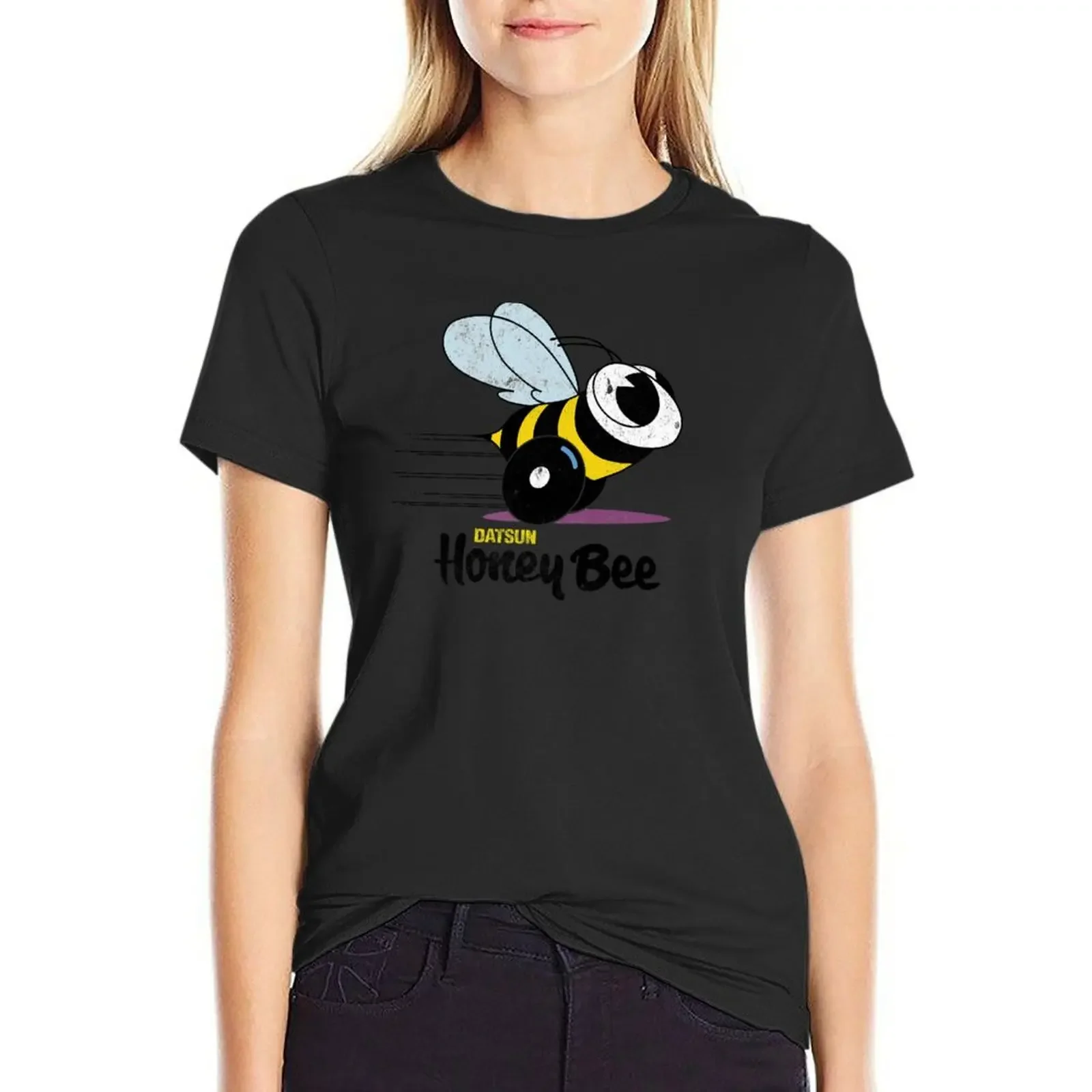 

Datsun B210 Honey Bee T-Shirt funnys blanks plus sizes Women t-shirts