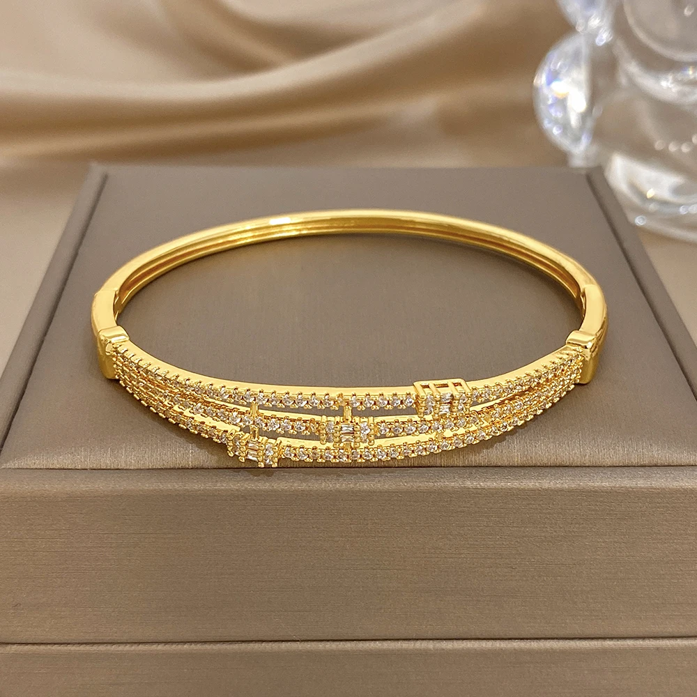 

DODOHAO Classic Sparkling Rhinestone Inlaid Bangle for Women Multi Layer Geometric Spring Bracelet Holiday Jewelry Gift New