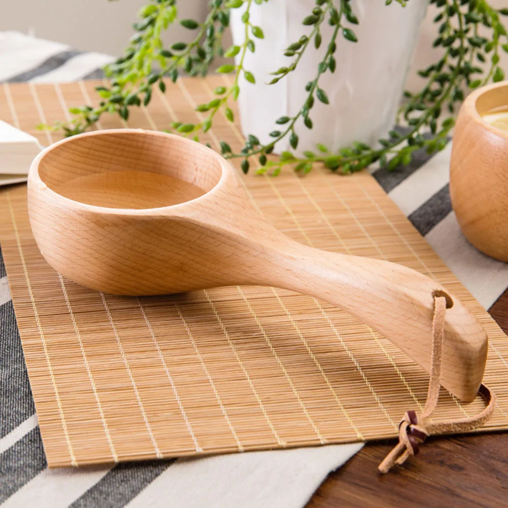 

1Pcs Wooden Ladle with Long Handle Ideal for Watering Scoop Bathing Rice Kitchen Garden Courtyard Multi Function Tool