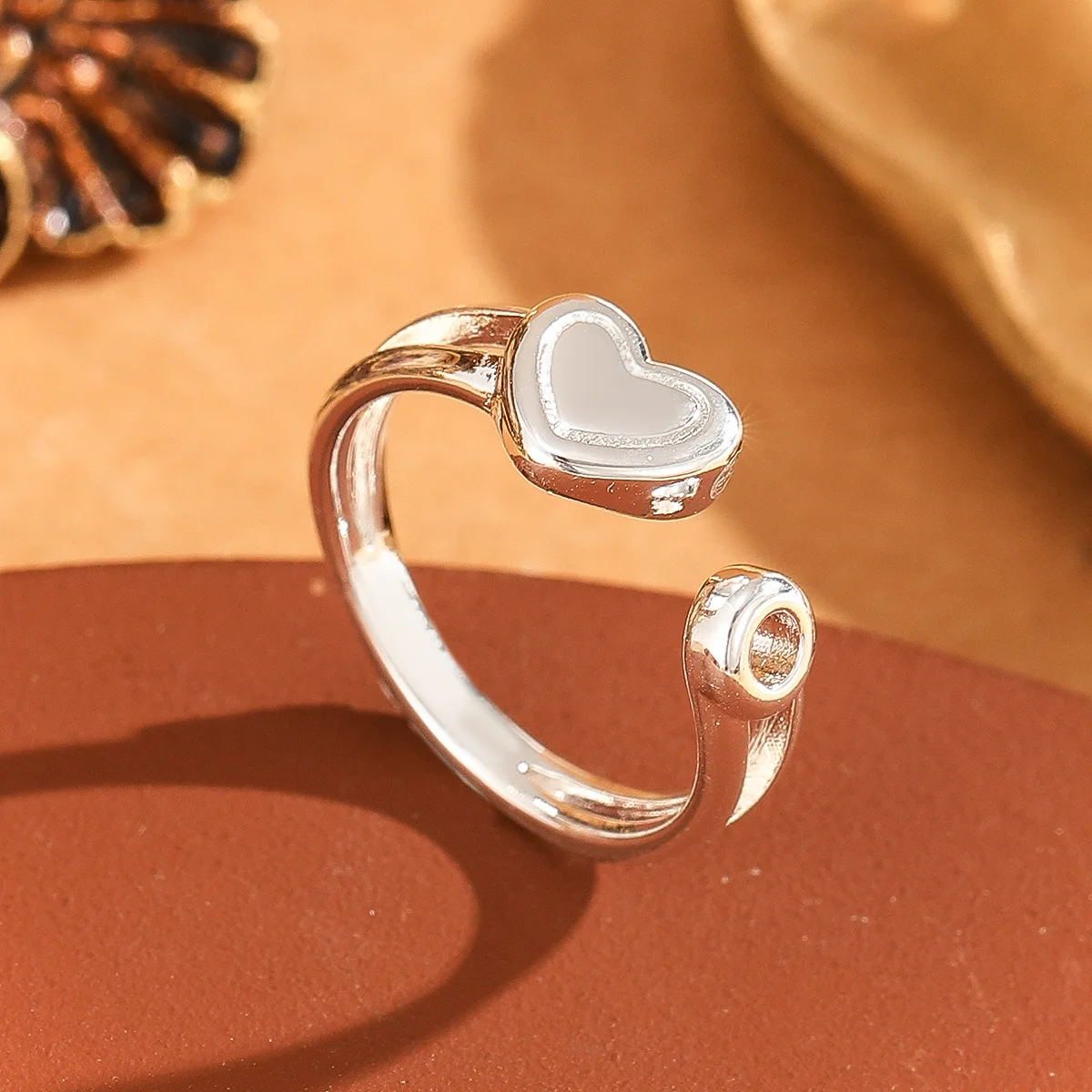 Modischer herzförmiger runder geometrischer glänzender 925er-Sterlingsilber-Liebesring mit personalisierter Öffnung R361
