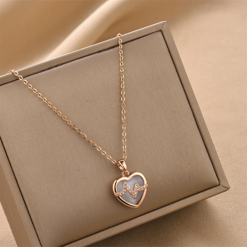 Simple Love Opal 18K Gold Plated Heart Pendant Necklace Stainless Steel Neck Chain Necklaces Aesthetic Women\'s Jewelry Wholesale