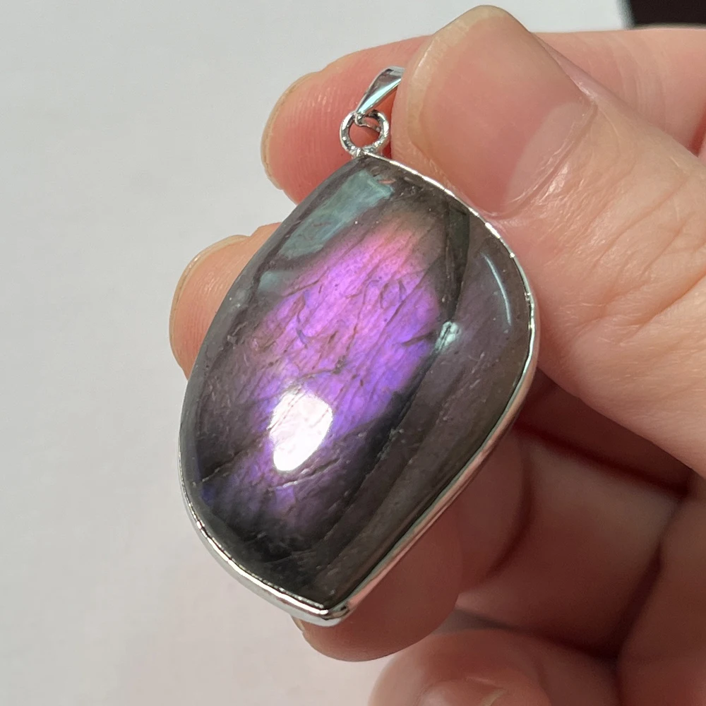 Necklace Pendant Natural Stone Irregular Shape Bead Green Purple Red Orange Labradorite  Pendant for Women Men Jewelry 1Pcs