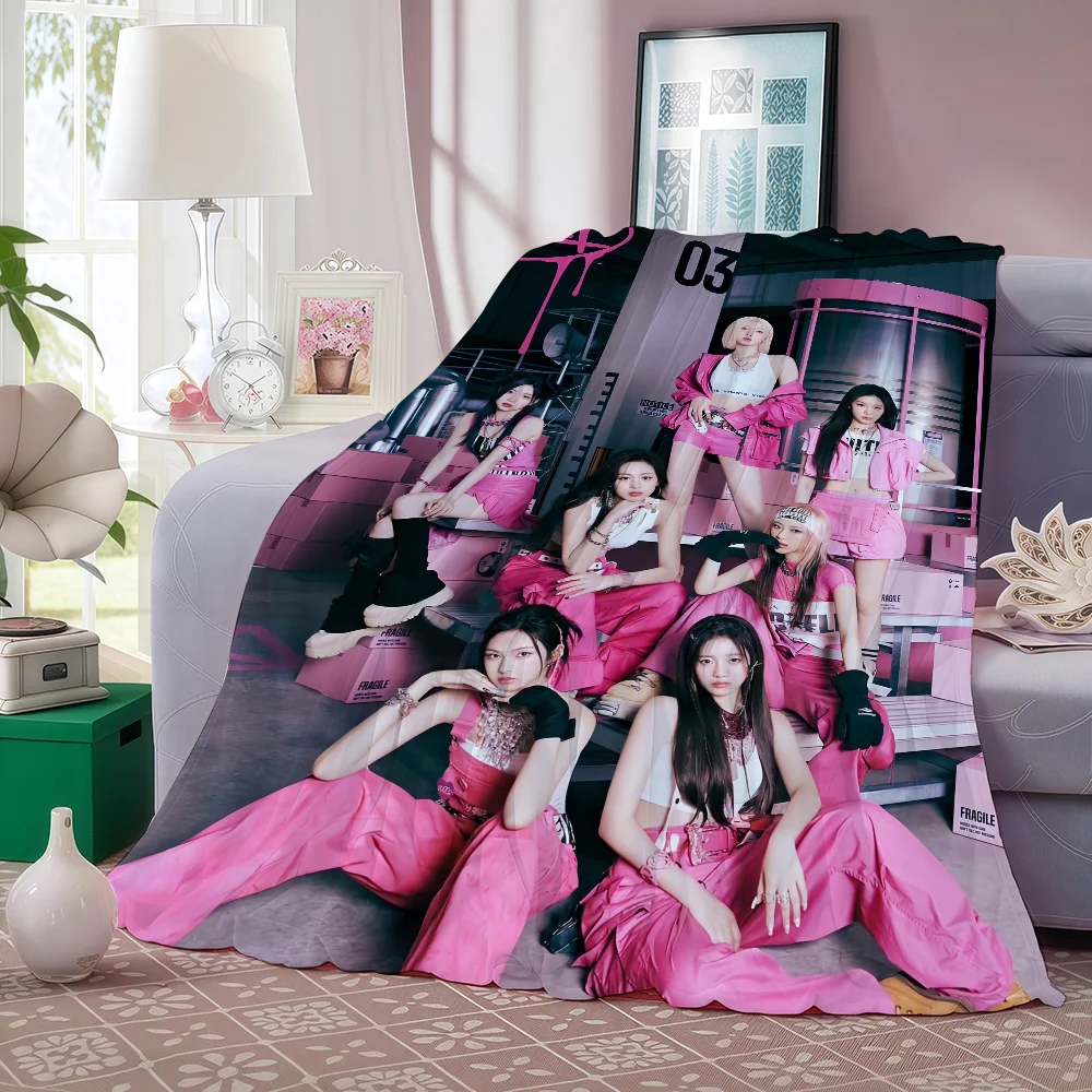 Kpop B-BABY-S-MONST…