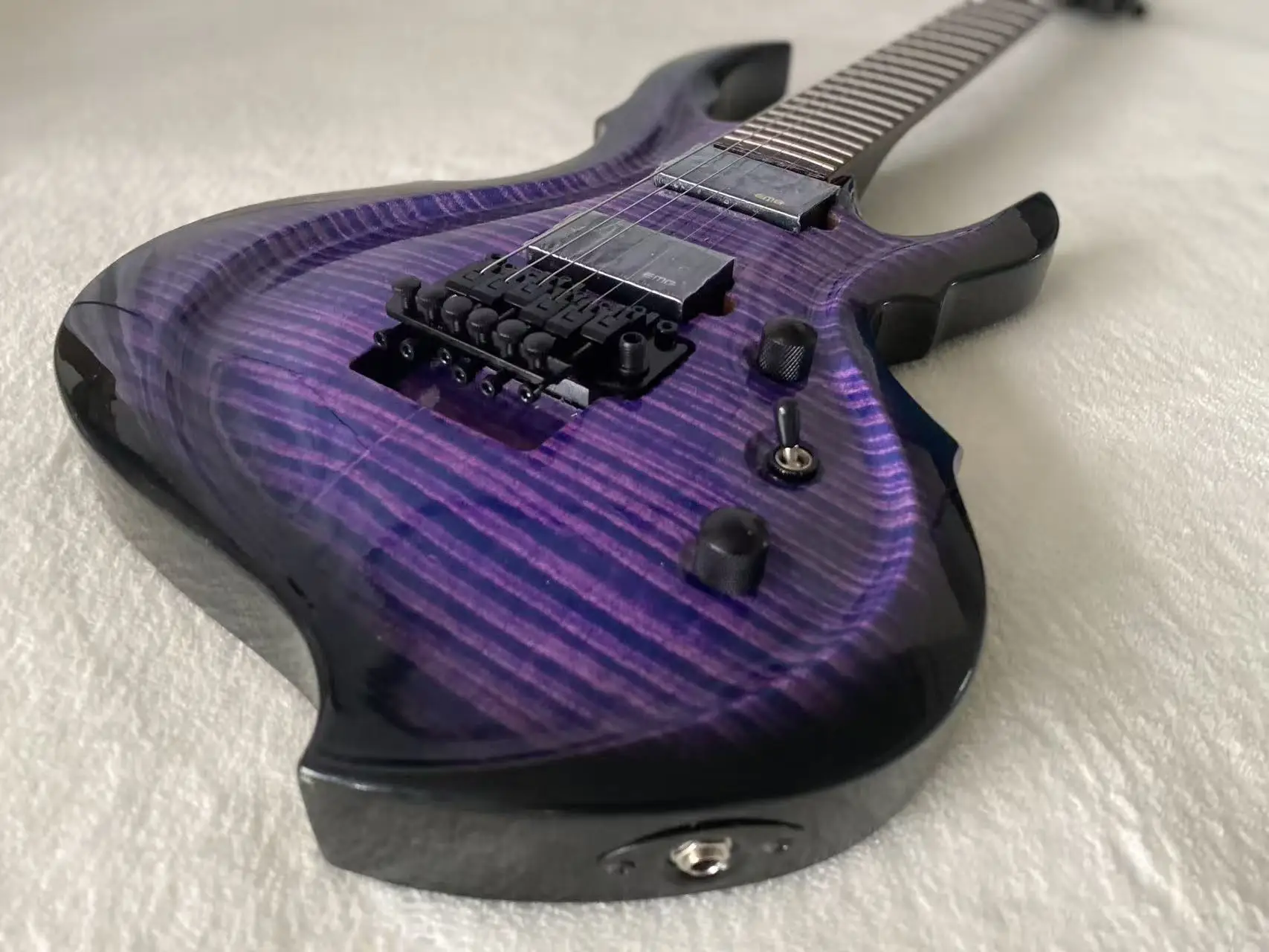 6‑String Unique Shape HH Electric Guitar Purple‑Black Gradient Flame Maple Top Double Lock Tremolo Metal Guitar