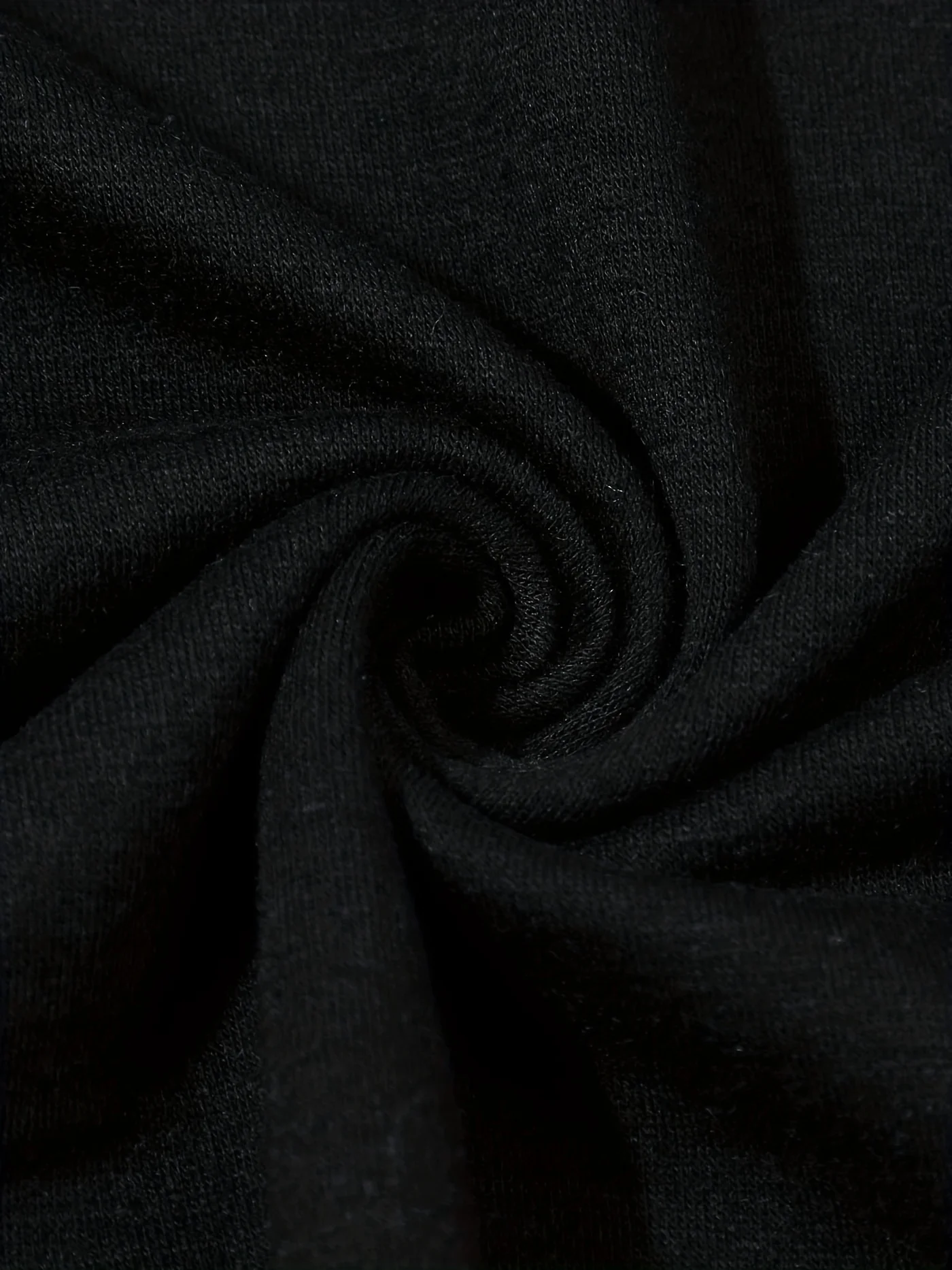 T-shirt graphique "Jesus Is Calling" pour hommes – T-shirt d'été noir inspiré de la foi avec imprimé rouge audacieux, col rond décontracté