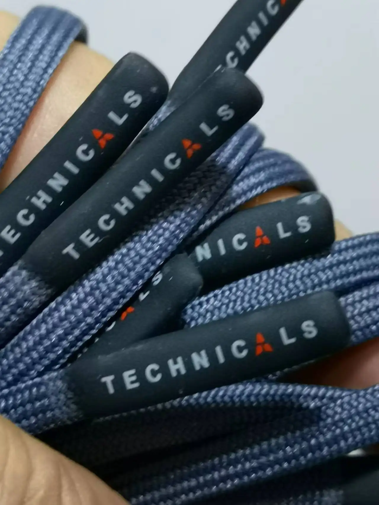 آلة غمس السيليكون بحبل المحيط الائتماني