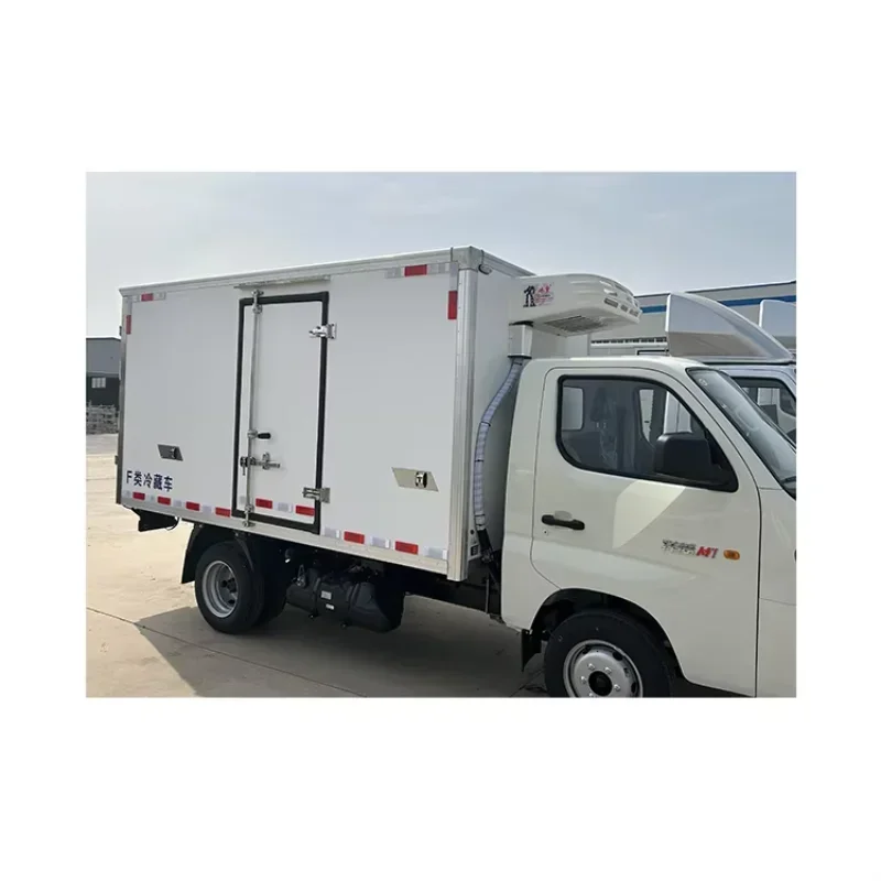 XPS and polyurethane glass steel with single side door, special compartment for cold chain transportation refrigerated truck