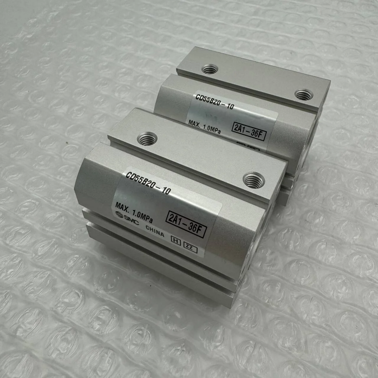 Cilindro originale SMC a basso profilo CD55B20-10 CD55B20-25-X1439 Cilindro a doppio effetto con stelo singolo