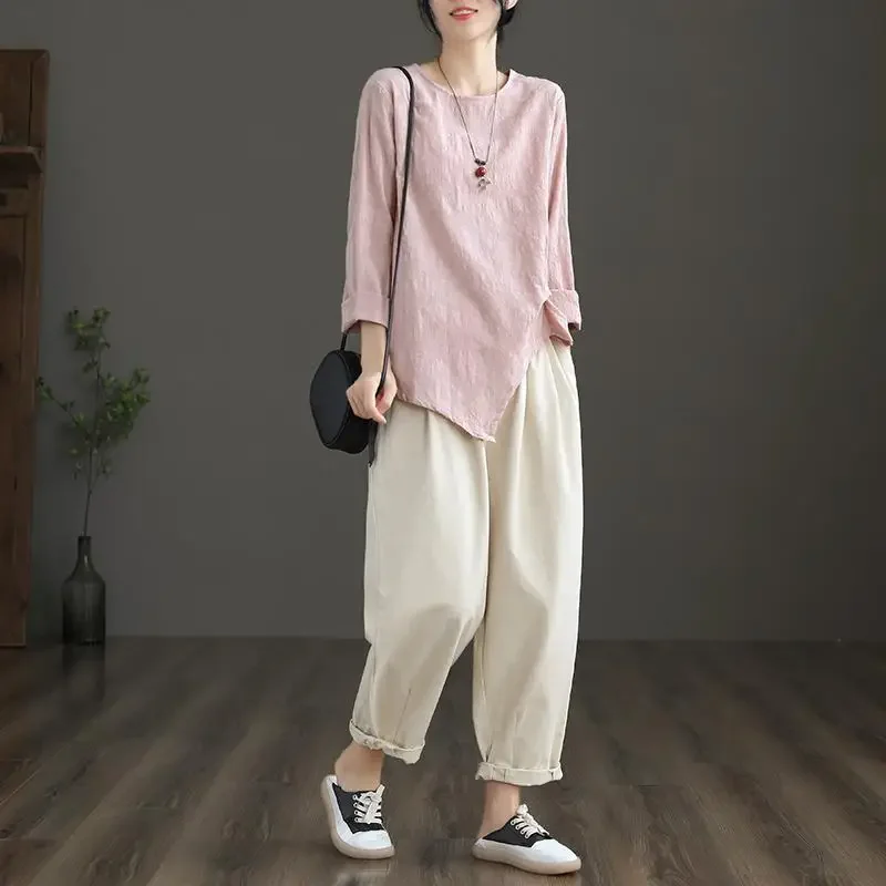 Koszulka damska na jesień, wyszczuplająca, asymetryczna bluzka, retro, bawełna i len, plisowana, z długim rękawem.