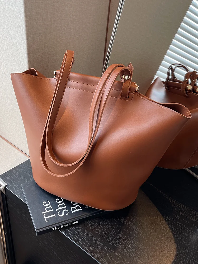 

Tote Bag for Women 2023 New European American Vintage Large Capacity Bags Crossbody Shoulder Bags Elegant Chic Bucket Handbags