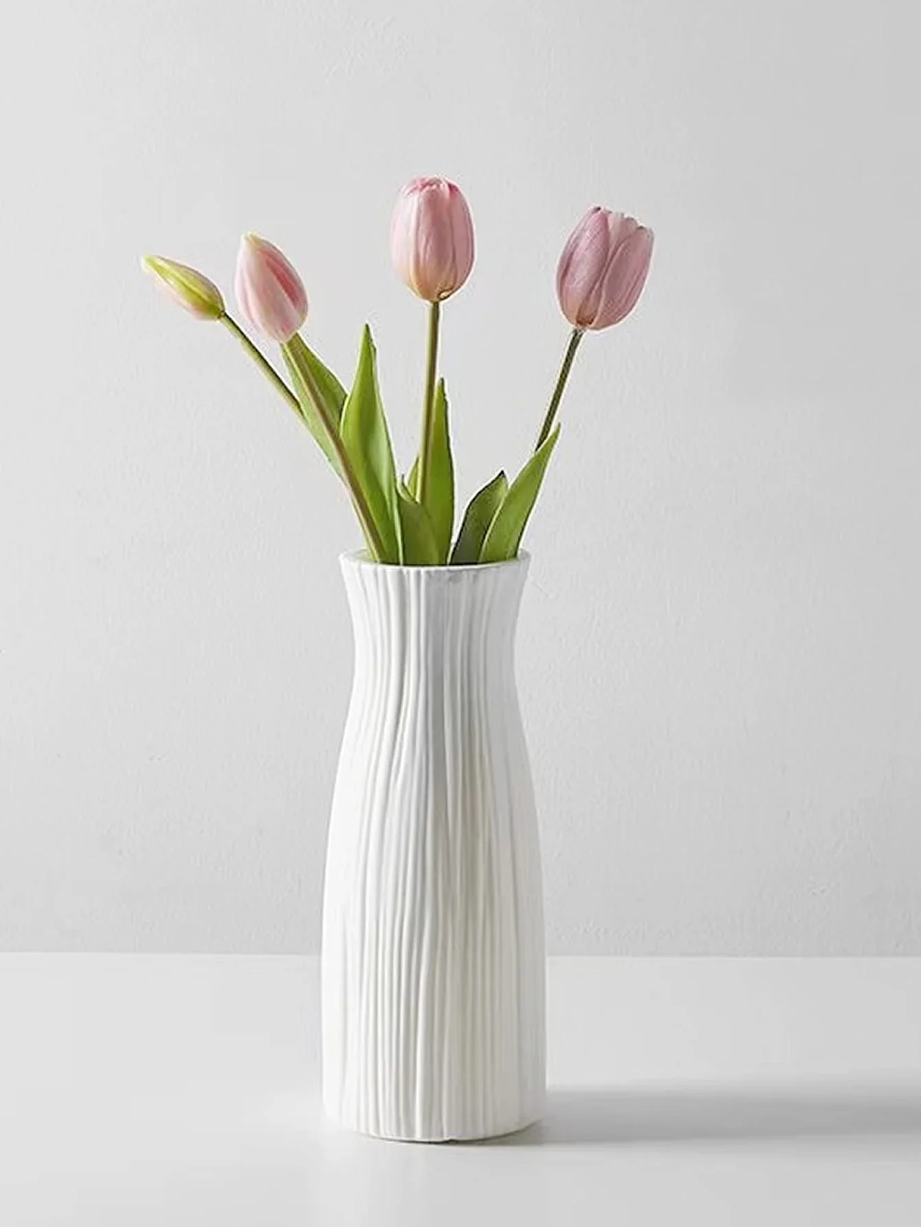 

1Pc Modern Flower Vase White Plastic Basket Nordic Living Room Decoration Ornament Flower Arrangement Small decoration items