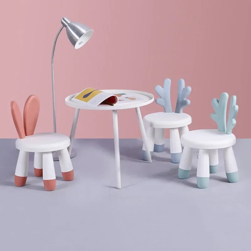 Taburete infantil Cute Rabbit: muebles de interior con diseño agradable para mascotas