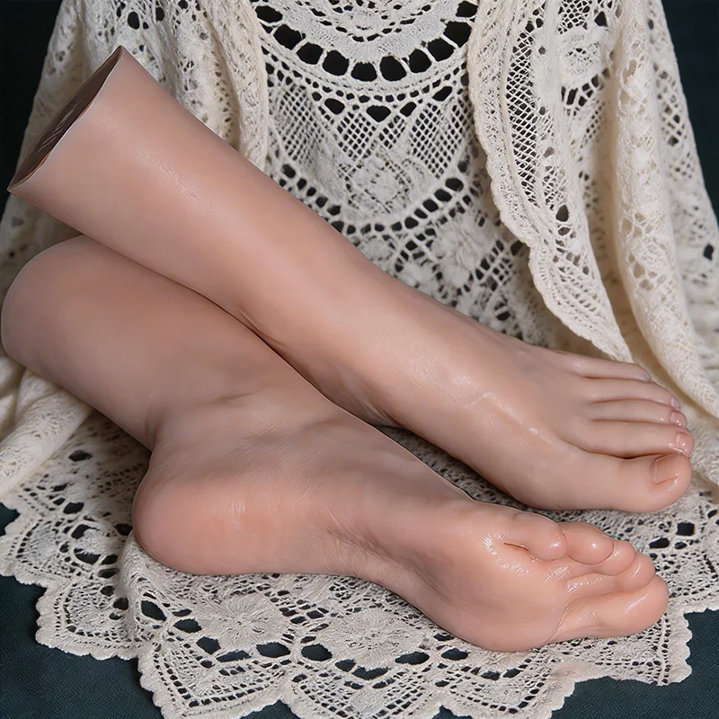 

Силиконовая модель женской стопы TG37-21: реалистичные фетиш-ноги для демонстрации педикюра, носков, обуви, реквизит для салонов красоты и хны