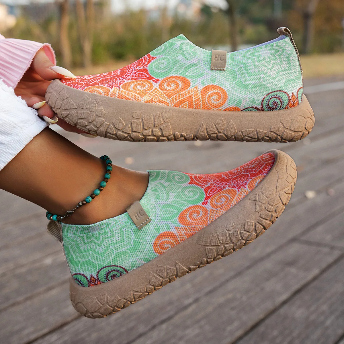 Boho-Slipper mit Blumenmuster für Damen, atmungsaktiv, rutschfest, flache Sohle, täglicher Komfort, Outdoor-Walking, Freizeitschuhe – Detail 1