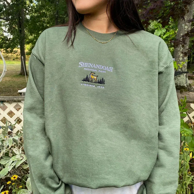 Shenandoah National Park Vintage Style Sika Deer Embroidered Sweatshirts Unisex Long Sleeve Loose Autumn Thick Clothes Pullovers