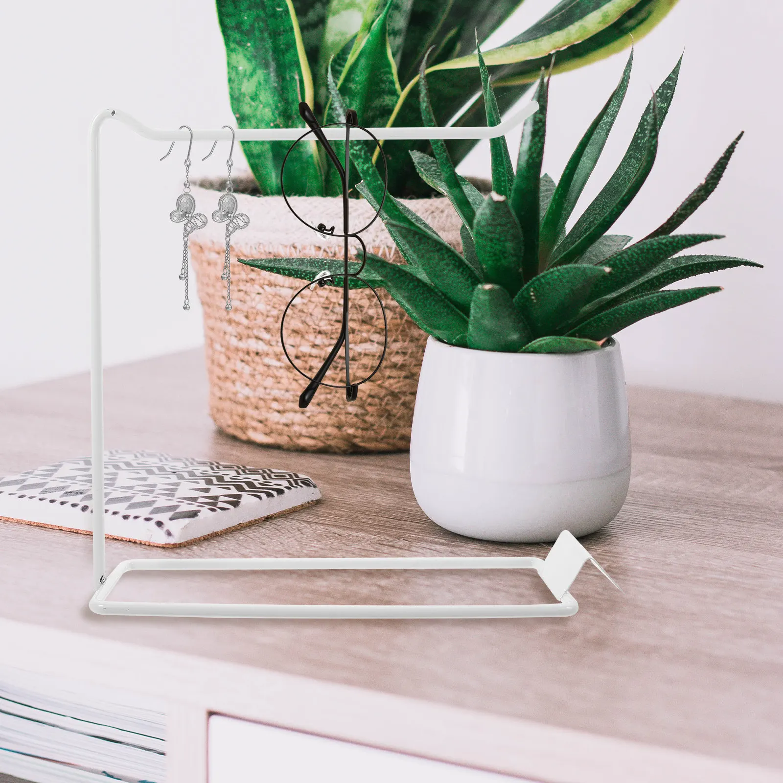 

Компактная металлическая подставка-держатель для браслетов, органайзер для хранения часов, браслетов, резинок для волос и повязок на голову на рабочем столе