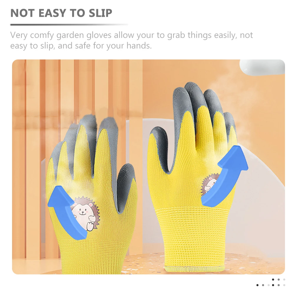 

3 Pairs Kids Gardening Gloves XXS Size Blue Yellow Pink Hedgehog Thick Work Gloves for Outdoor Activities Non Slip Garden